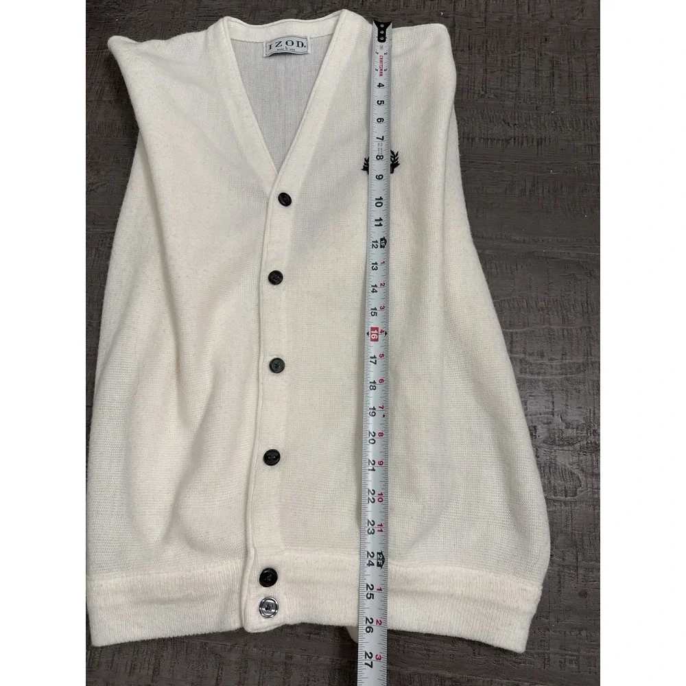 Vintage IZOD USA Cardigan Sweater Crest Logo‎ White Acrylic Knit Preppy 80s 90s